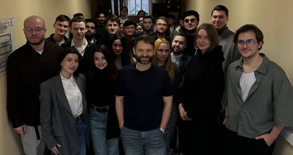 Вклад в будущее эстетической медицины - как клиника Форма объединяет и обучает молодых пластических хирургов